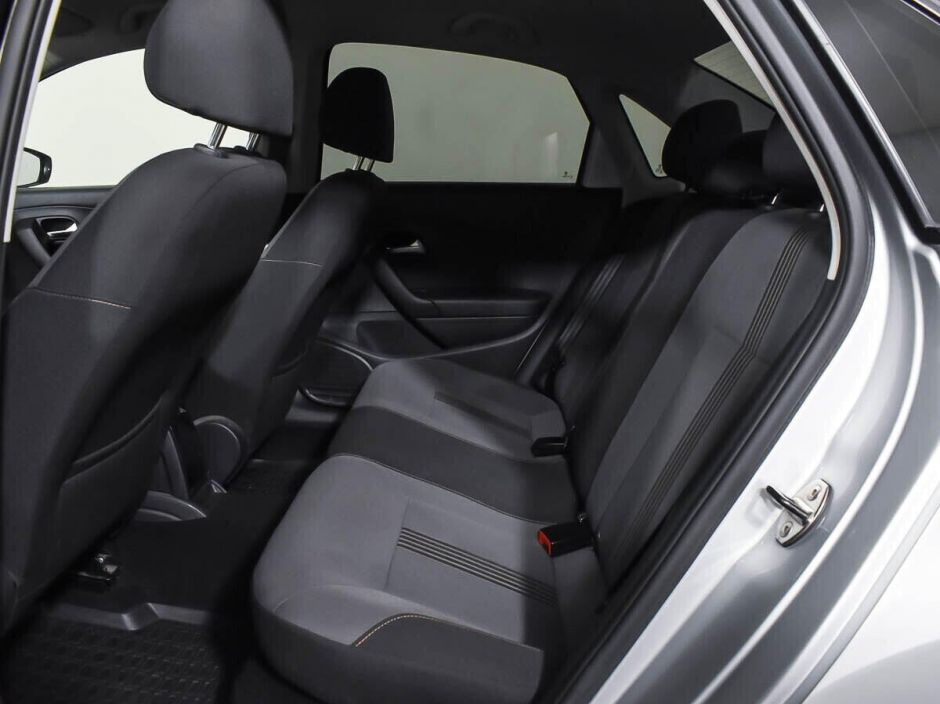 Volkswagen Polo, 1.6 л, АТ, 2016 фото 14