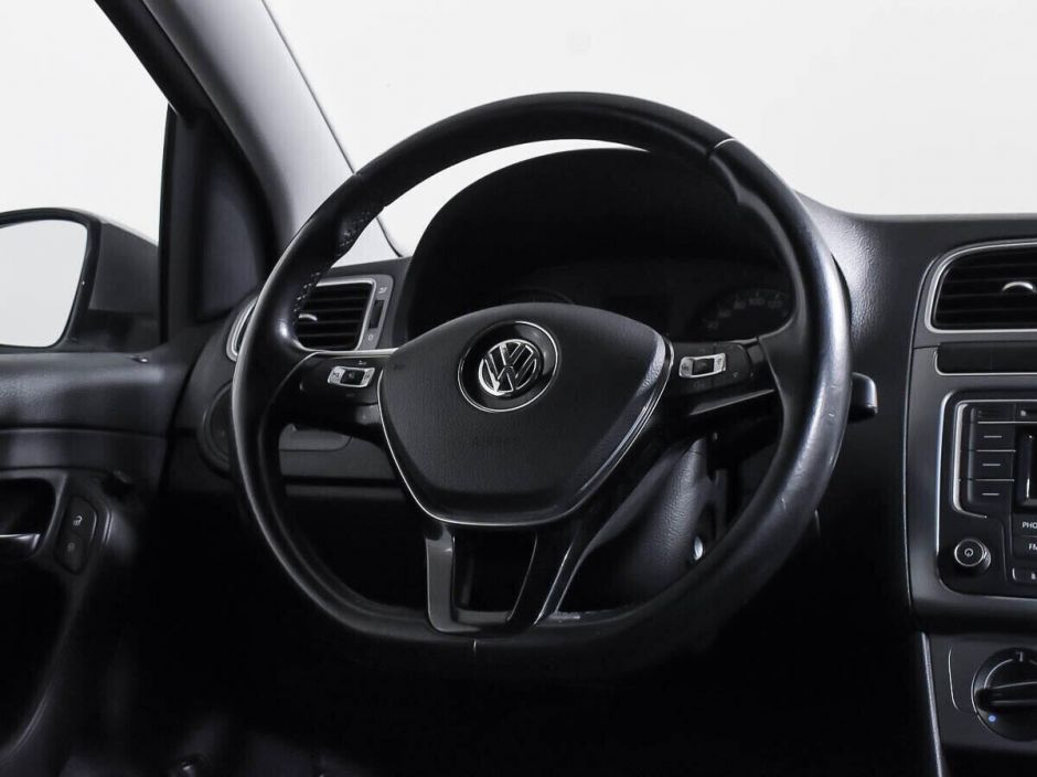 Volkswagen Polo, 1.6 л, АТ, 2016 фото 19