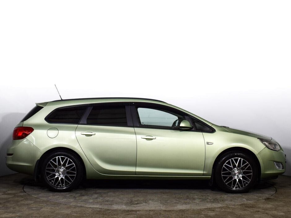 Opel Astra, 1.4 л, АТ, 2011 фото 6