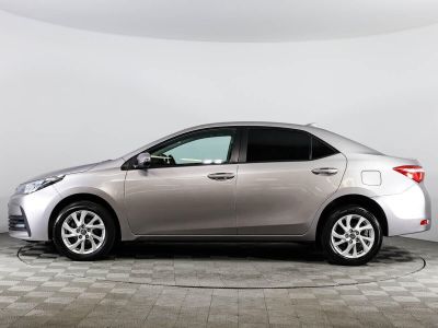 Toyota Corolla, 1.6 л, CVT, 2018 фото 10