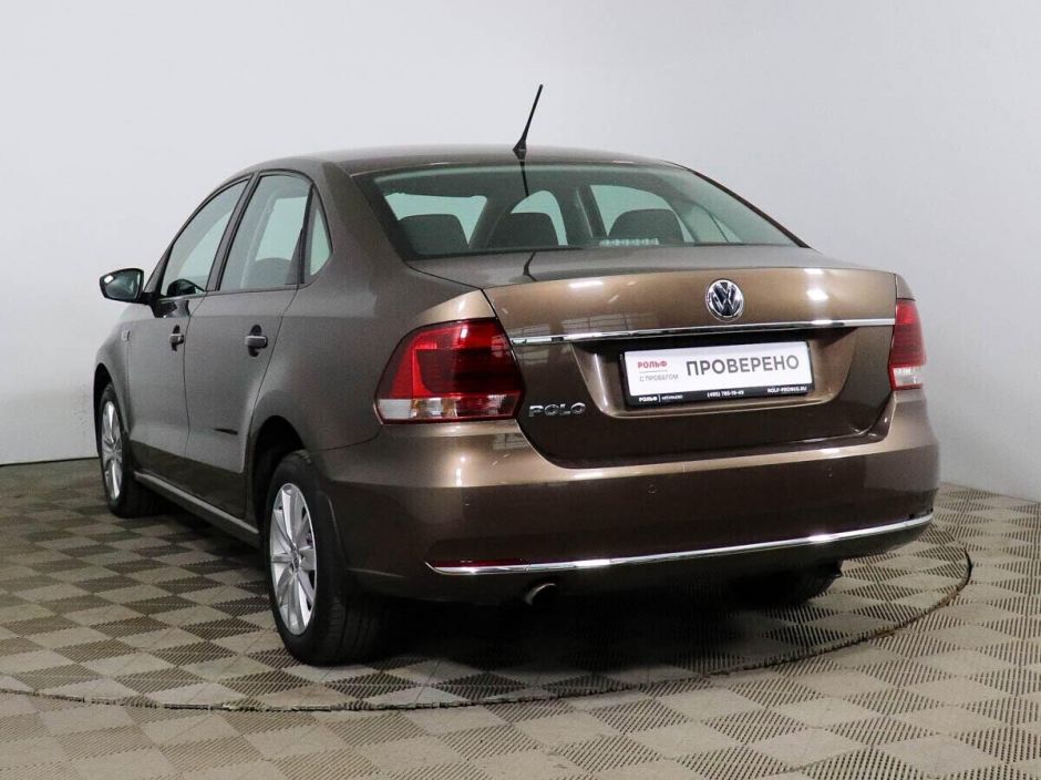 Volkswagen Polo, 1.6 л, АТ, 2016 фото 4