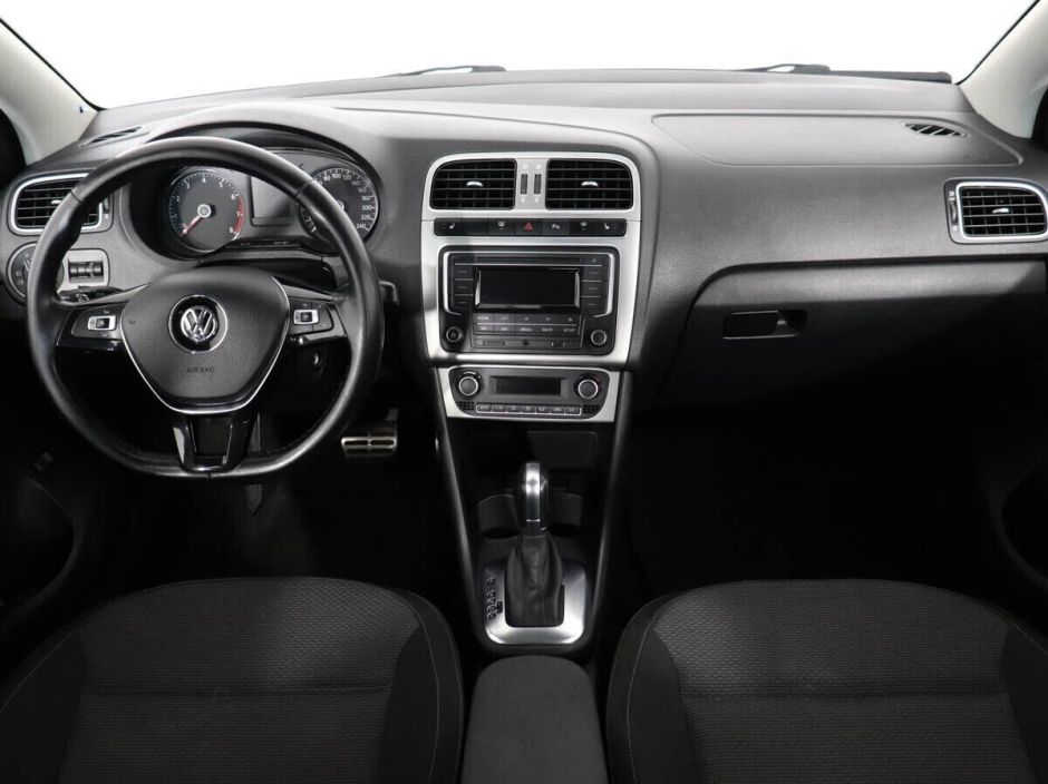 Volkswagen Polo, 1.6 л, АТ, 2016 фото 10