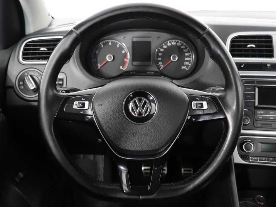 Volkswagen Polo, 1.6 л, АТ, 2016 фото 11