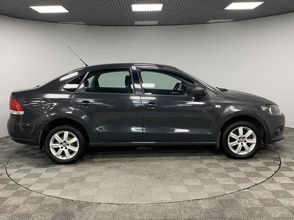 Volkswagen Polo, 1.6 л, МТ, 2012 фото 6