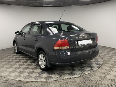 Volkswagen Polo, 1.6 л, МКПП, 2012 фото 9