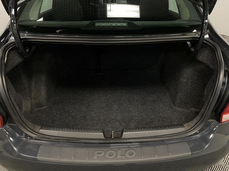 Volkswagen Polo, 1.6 л, МТ, 2012 фото 15