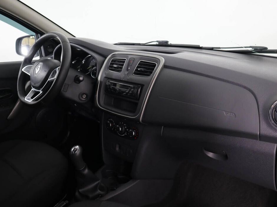 Renault Logan, 1.6 л, МТ, 2019 фото 11