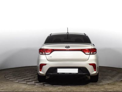 Kia Rio, 1.6 л, АКПП, 2019 фото 8