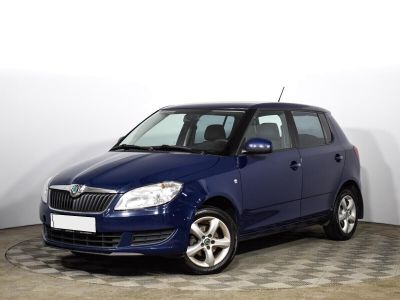 Skoda Fabia, 1.2 л, МКПП, 2011 фото 3