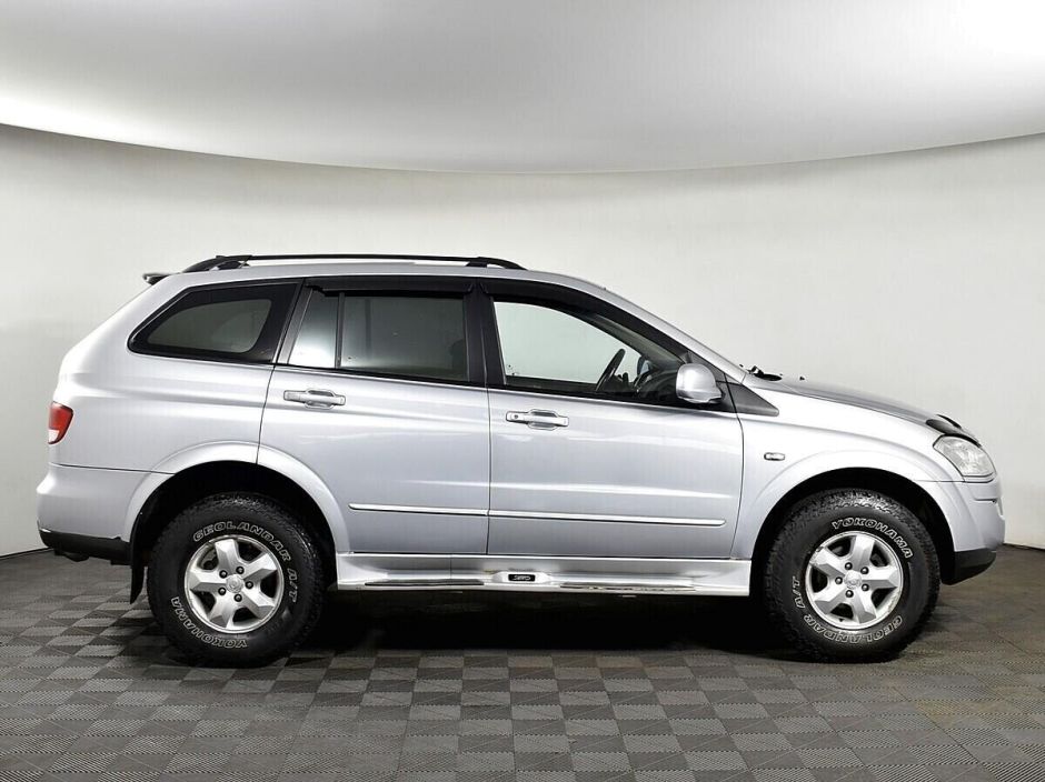 SsangYong Kyron, 2.0 л, МТ, 2010 фото 6