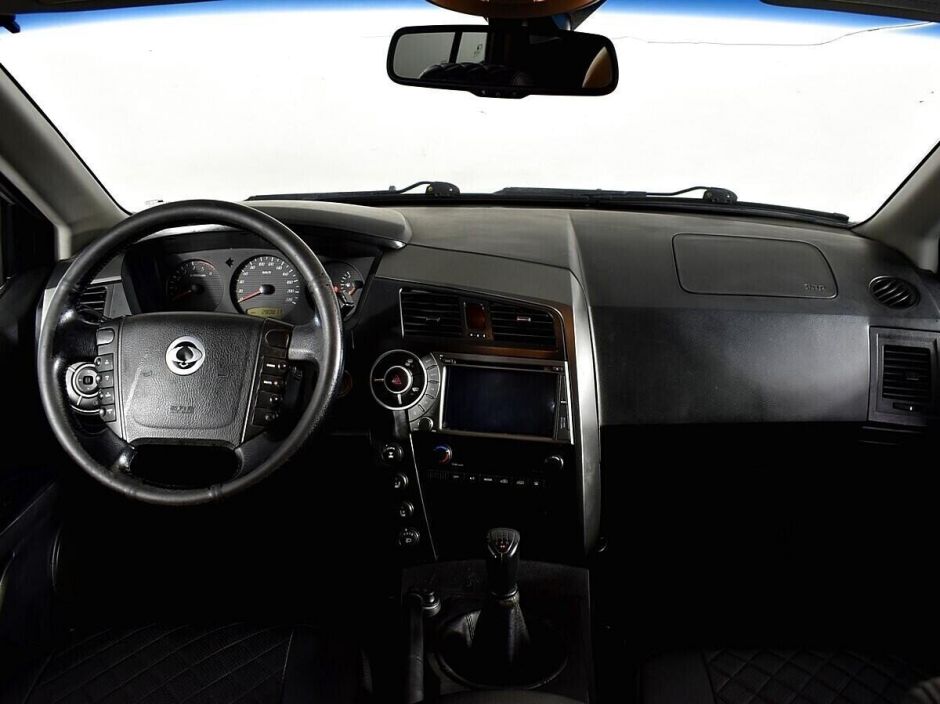 SsangYong Kyron, 2.0 л, МТ, 2010 фото 15