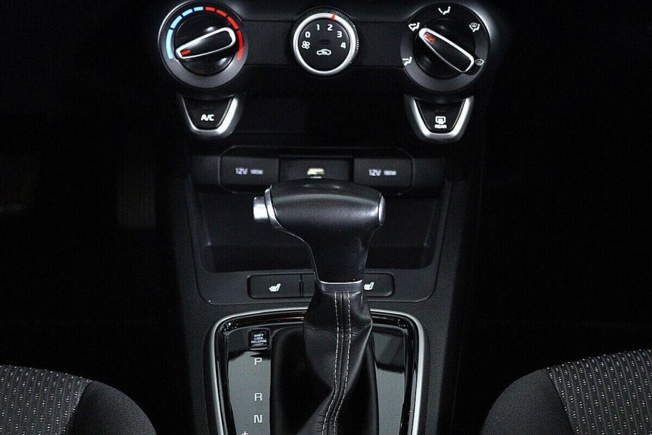 Kia Rio, 1.6 л, АТ, 2021 фото 16