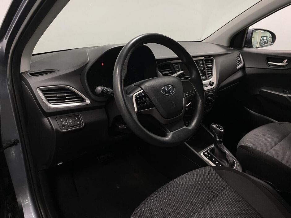 Hyundai Solaris, 1.6 л, АТ, 2017 фото 11