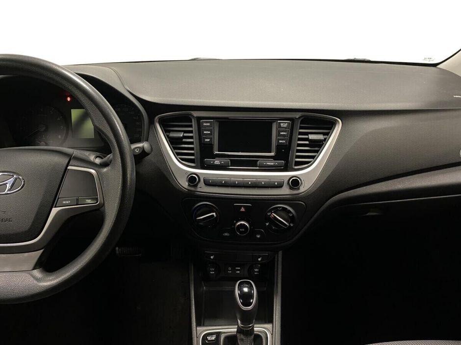 Hyundai Solaris, 1.6 л, АТ, 2017 фото 14