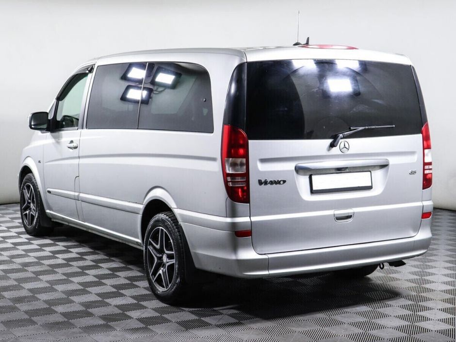 Mercedes-Benz Viano, 3.5 л, АТ, 2010 фото 6