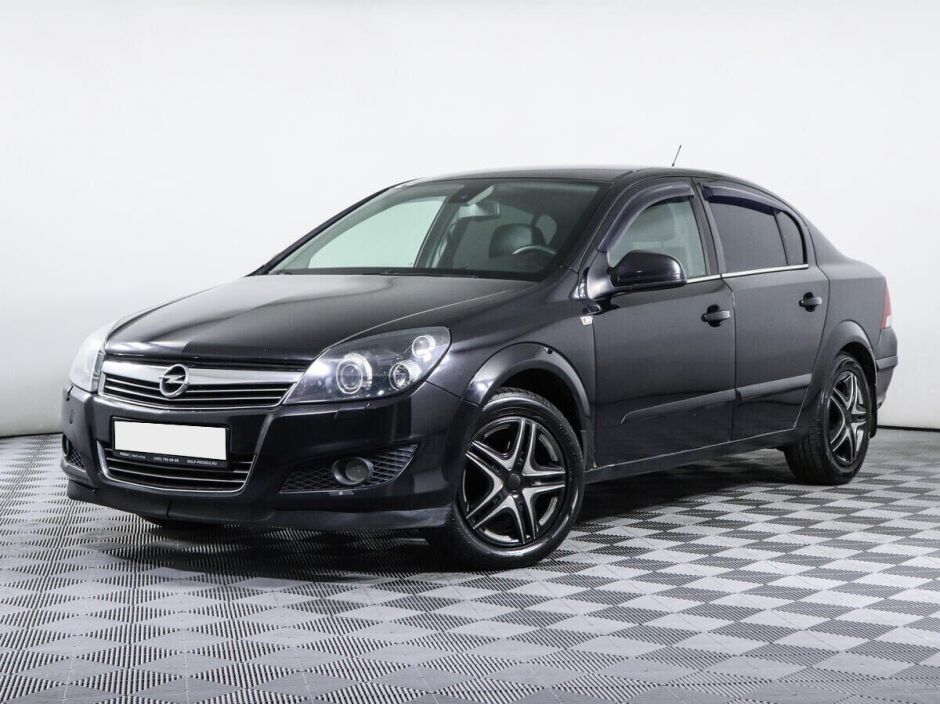 Opel Astra, 1.8 л, АТ, 2011 фото 3