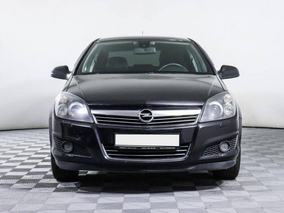 Opel Astra, 1.8 л, АТ, 2011 фото 4