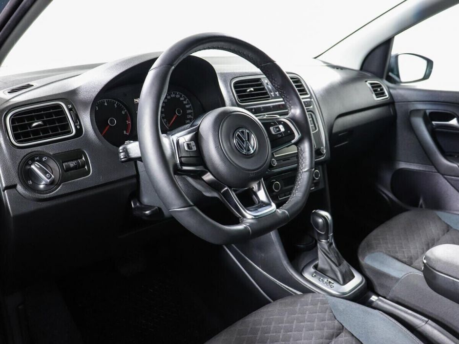 Volkswagen Polo, 1.4 л, Робот, 2019 фото 2