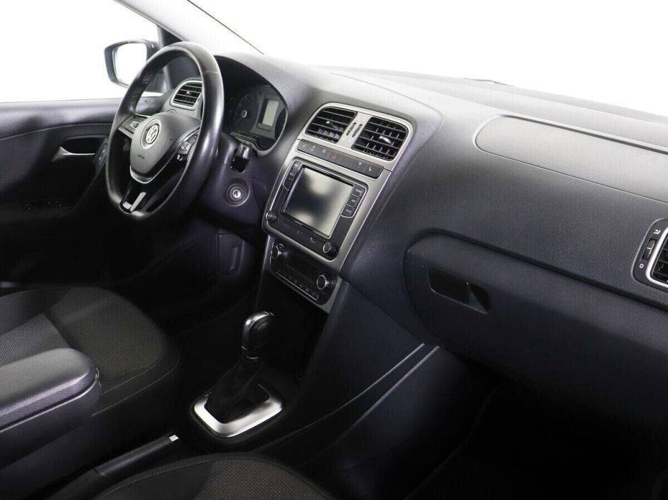 Volkswagen Polo, 1.4 л, Робот, 2018 фото 11