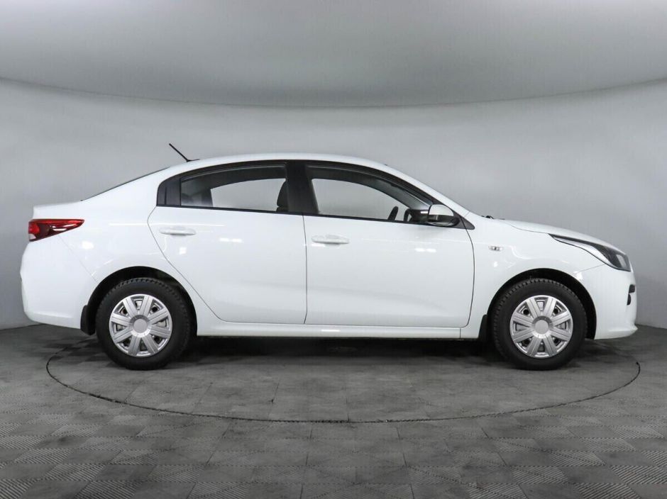 Kia Rio, 1.6 л, АТ, 2018 фото 6
