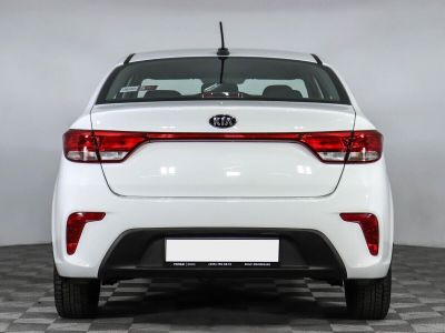 Kia Rio, 1.6 л, АКПП, 2018 фото 8