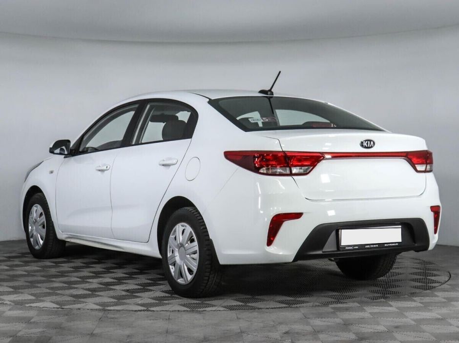 Kia Rio, 1.6 л, АТ, 2018 фото 9