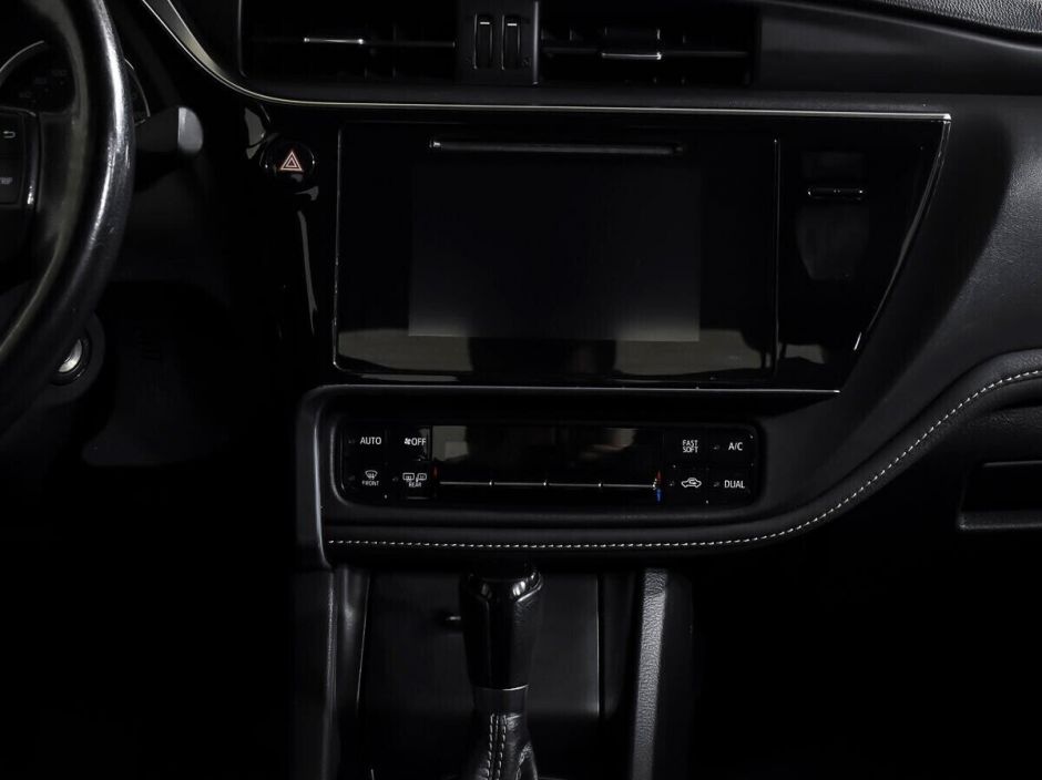 Toyota Corolla, 1.6 л, Вариатор, 2016 фото 17