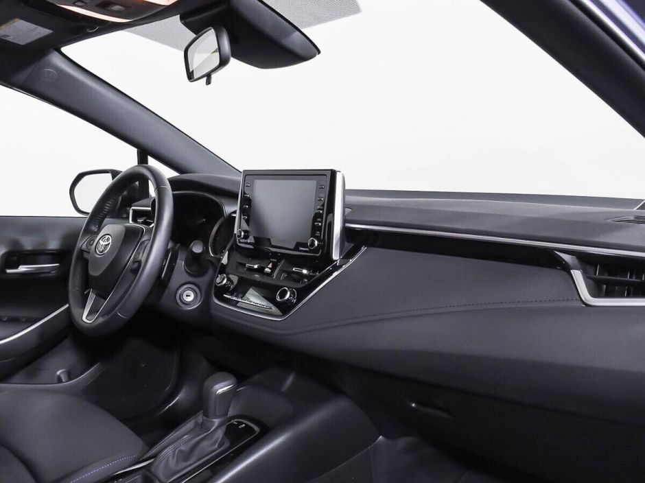 Toyota Corolla Импорт, 2.0 л, Вариатор, 2021 фото 13