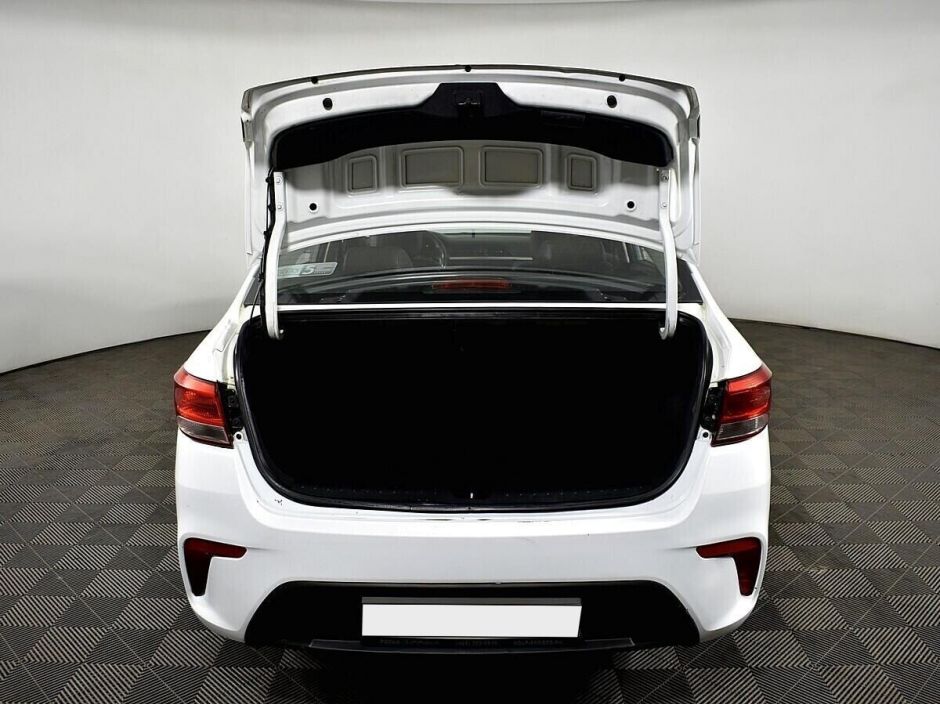 Kia Rio, 1.4 л, АТ, 2018 фото 12