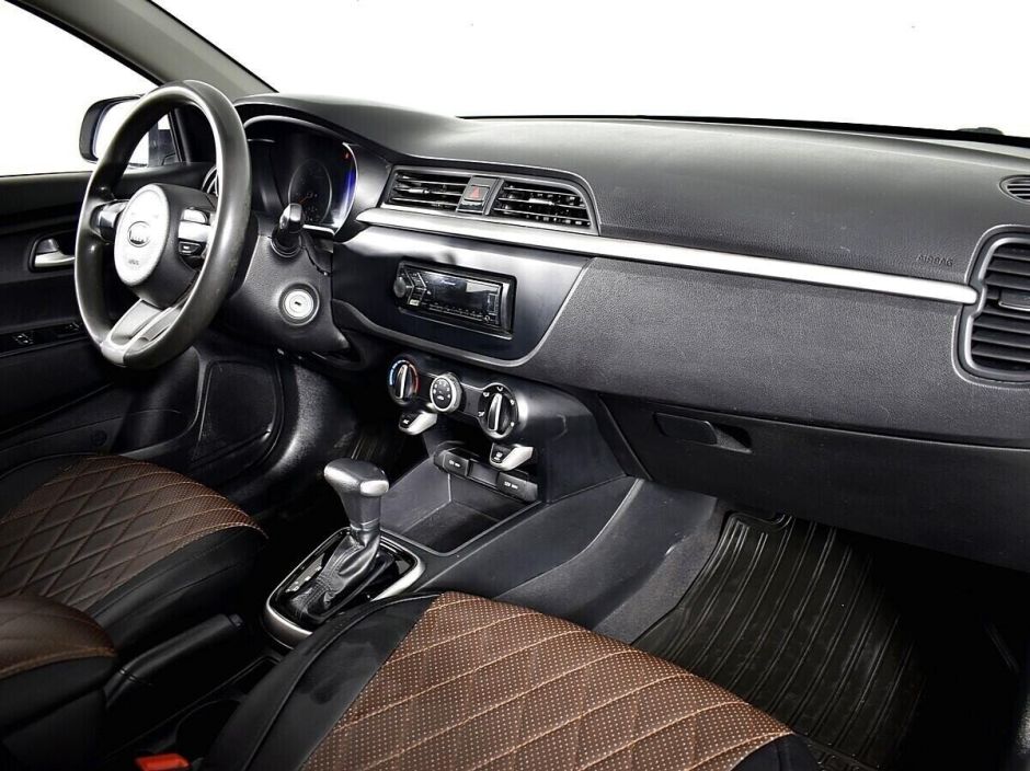 Kia Rio, 1.4 л, АТ, 2018 фото 13