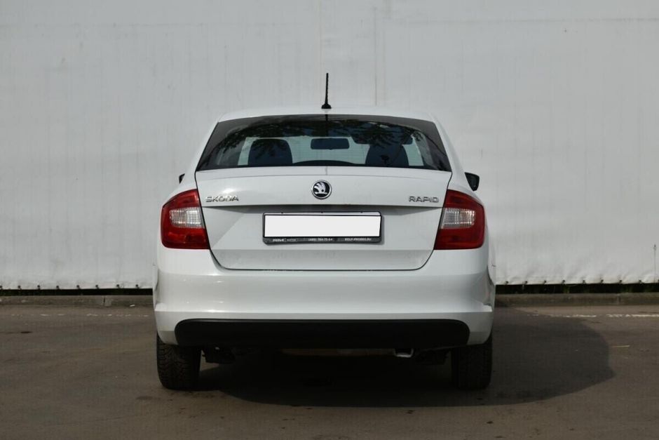 Skoda Rapid, 1.6 л, МТ, 2015 фото 8