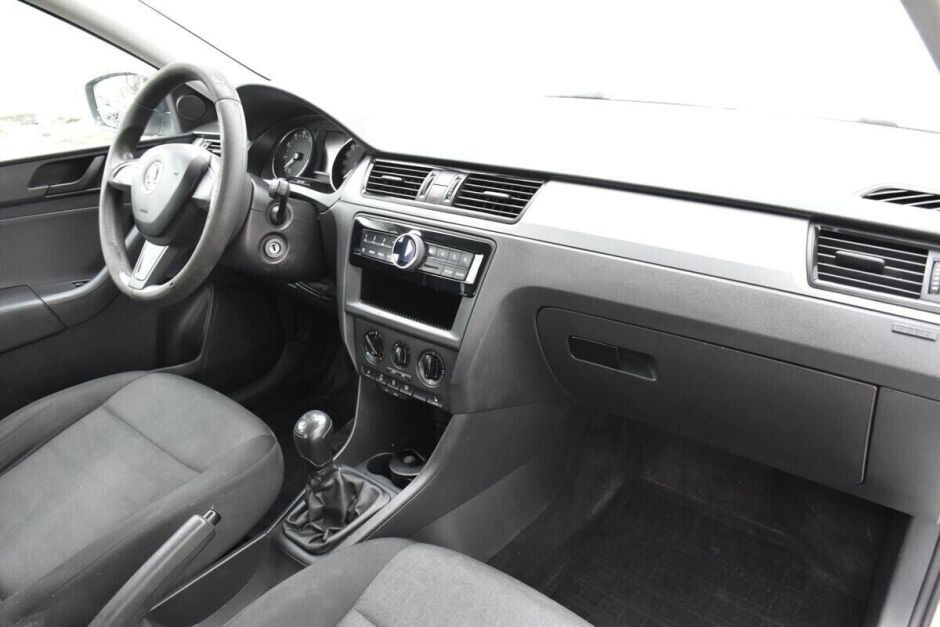 Skoda Rapid, 1.6 л, МТ, 2015 фото 11