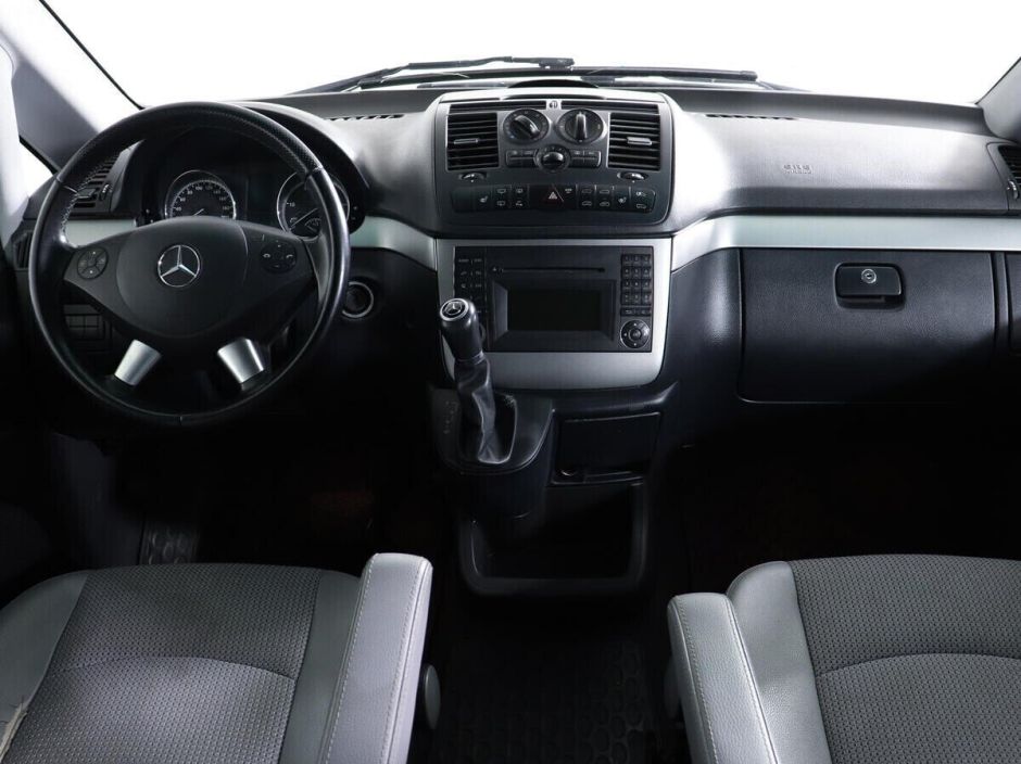 Mercedes-Benz Viano, 2.1 л, АТ, 2012 фото 8