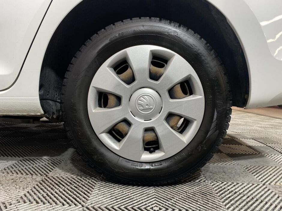 Skoda Rapid, 1.6 л, МТ, 2015 фото 1