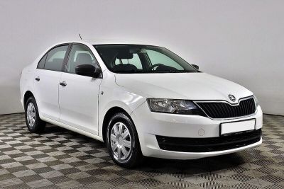 Skoda Rapid, 1.6 л, МКПП, 2015 фото 5