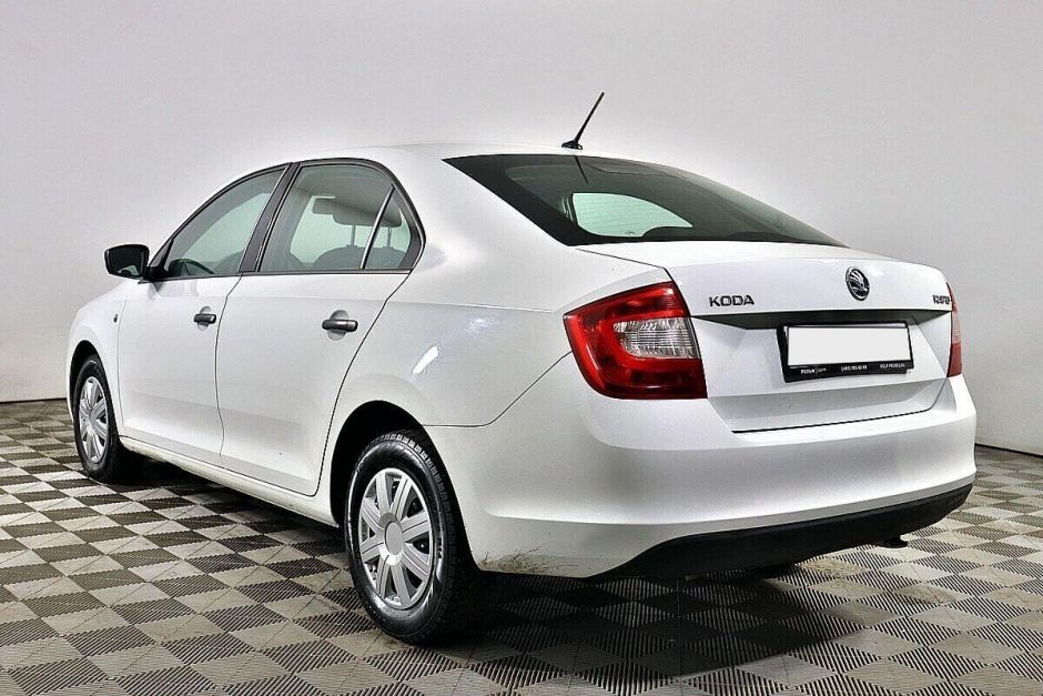 Skoda Rapid, 1.6 л, МТ, 2015 фото 9