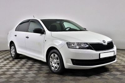 Skoda Rapid, 1.6 л, МКПП, 2015 фото 5