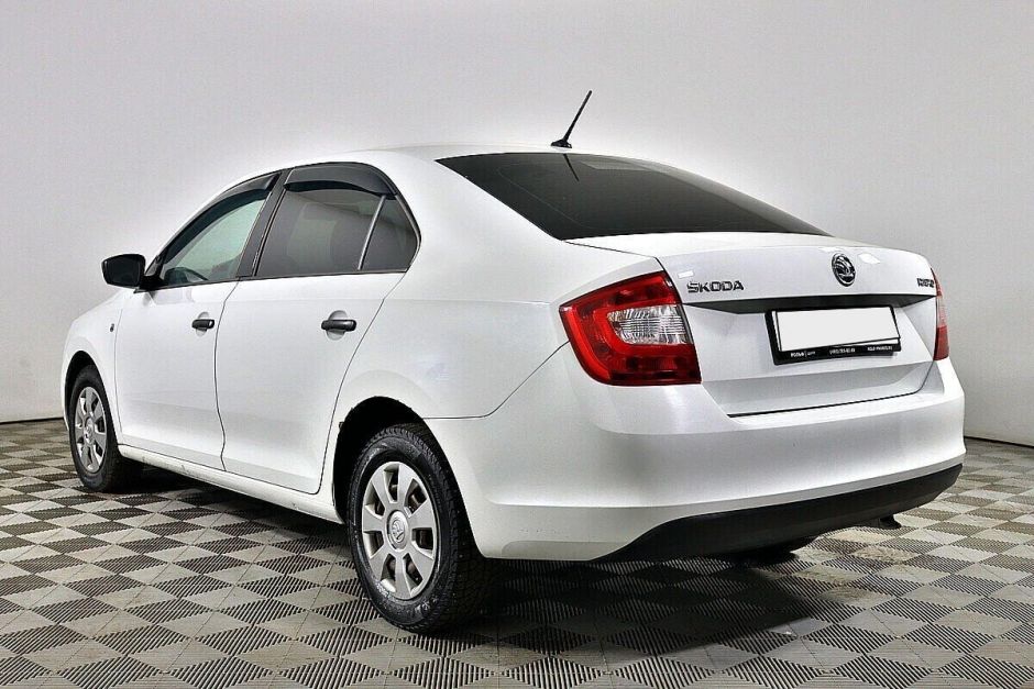 Skoda Rapid, 1.6 л, МТ, 2015 фото 9