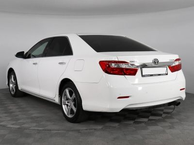 Toyota Camry, 2.5 л, АКПП, 2012 фото 9