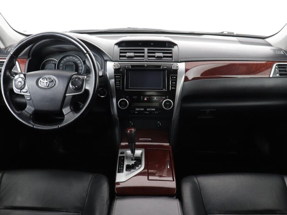 Toyota Camry, 2.5 л, АТ, 2012 фото 13