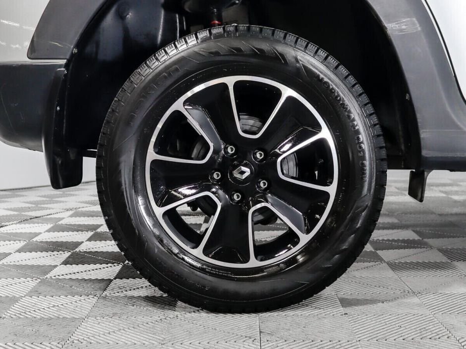 Renault Duster, 2.0 л, АТ, 2020 фото 1