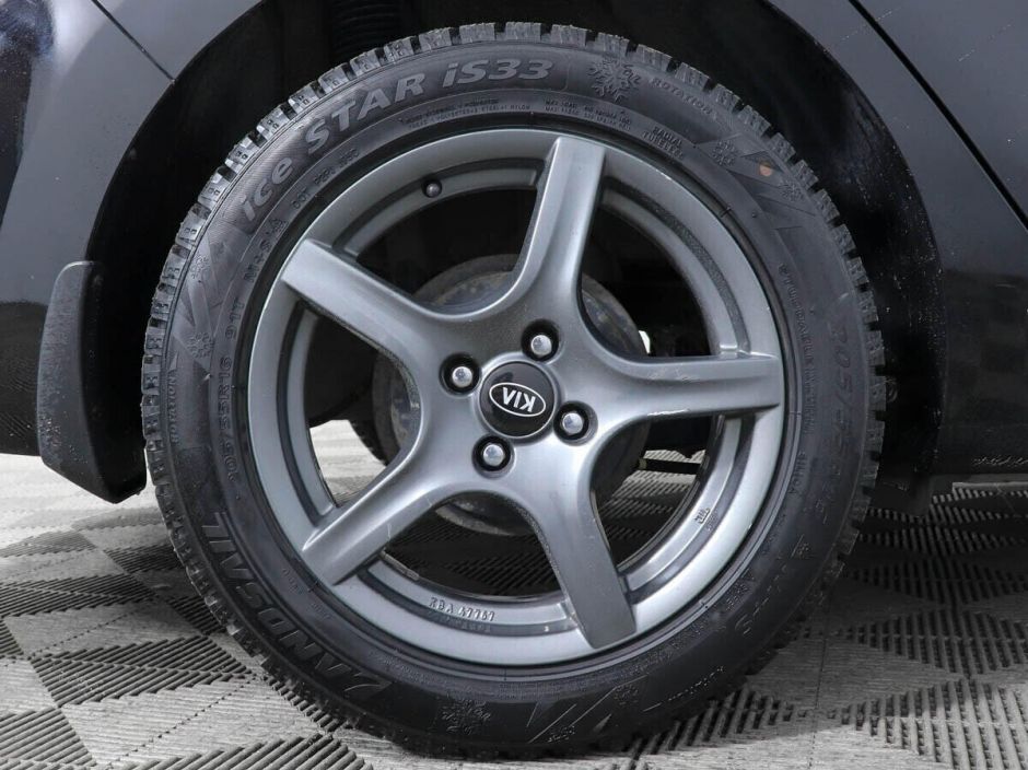 Kia Rio, 1.6 л, АТ, 2017 фото 2