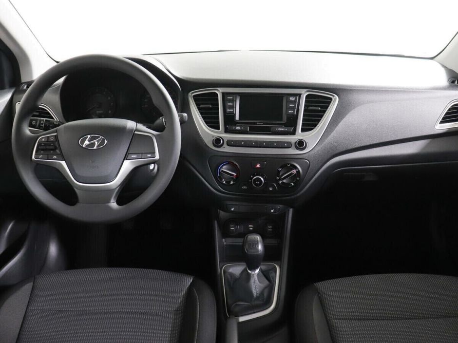 Hyundai Solaris, 1.6 л, МТ, 2022 фото 14