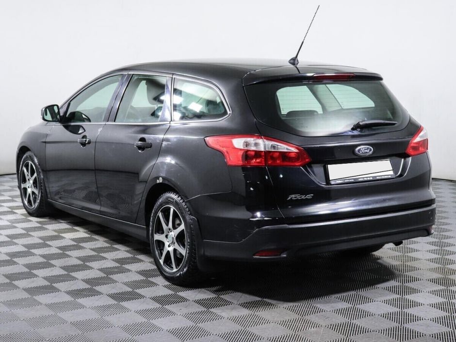 Ford Focus, 1.6 л, Робот, 2013 фото 9
