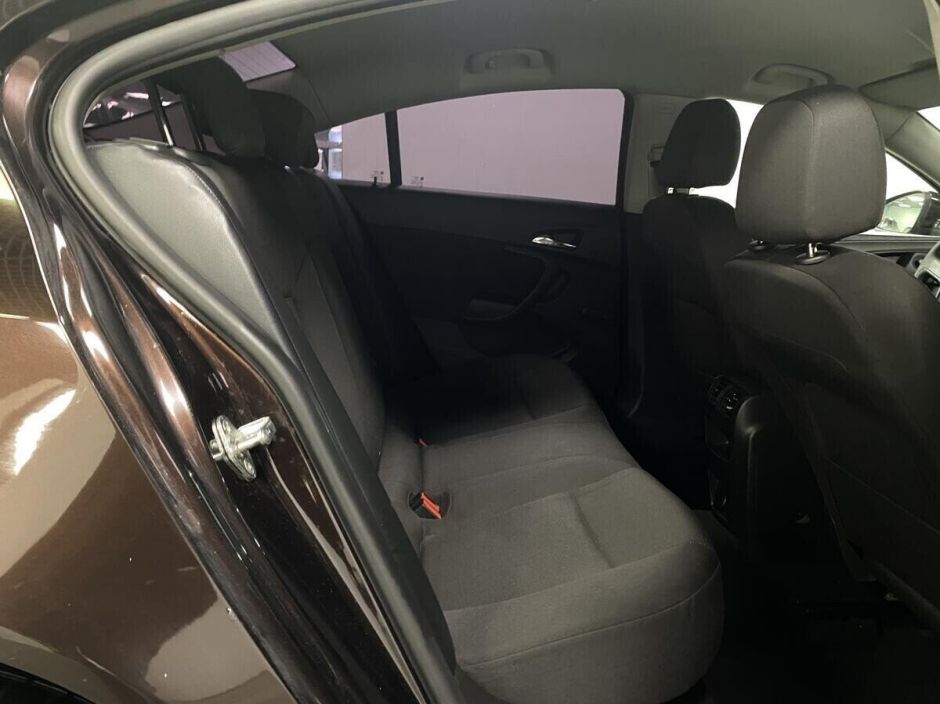 Opel Insignia, 1.6 л, МТ, 2011 фото 15