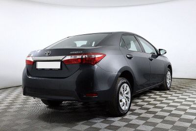 Toyota Corolla, 1.6 л, CVT, 2014 фото 7