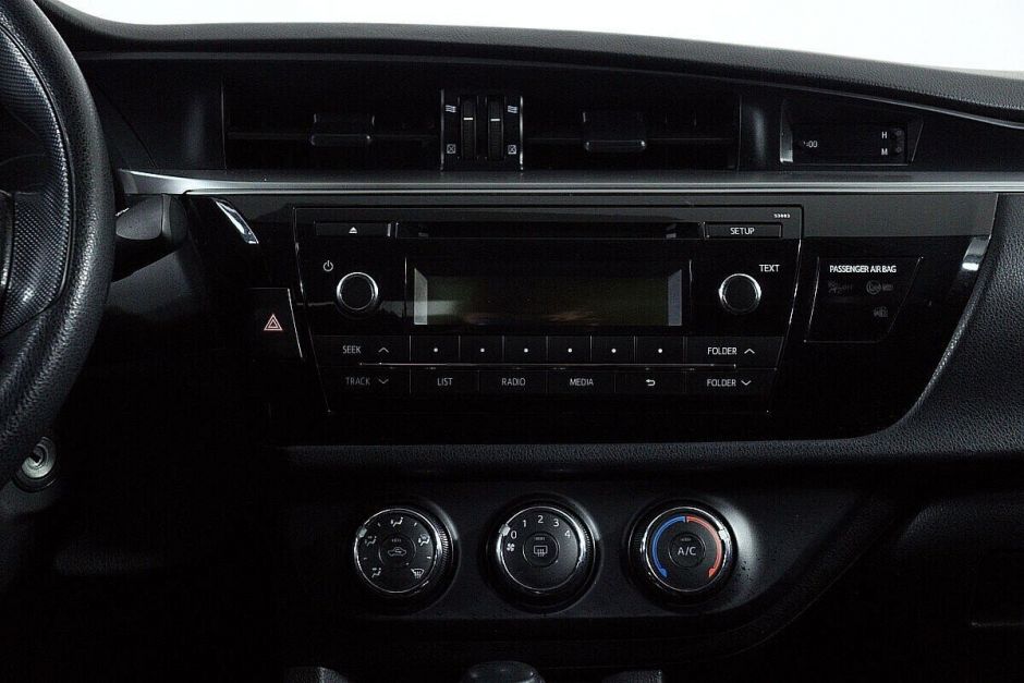 Toyota Corolla, 1.6 л, Вариатор, 2014 фото 16