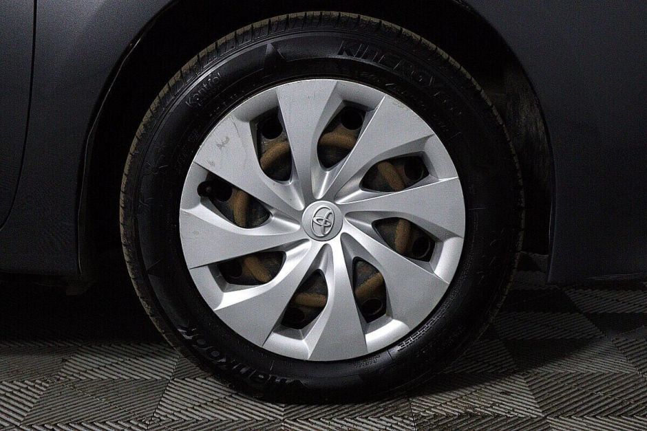 Toyota Corolla, 1.6 л, Вариатор, 2014 фото 1