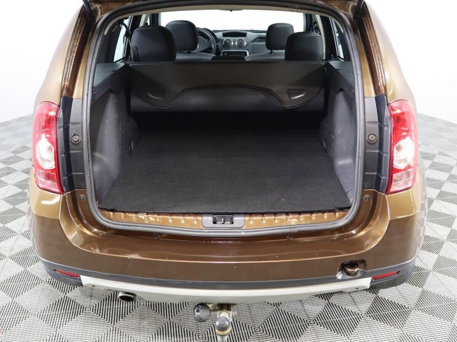 Renault Duster, 2.0 л, АТ, 2013 фото 1