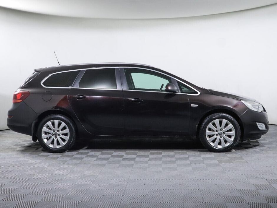 Opel Astra Cosmo, 1.6 л, АТ, 2012 фото 6